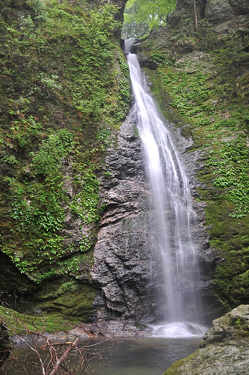 81. 竜王滝