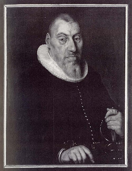 テオドール・ブルクハルト（1549年 - 1623年）は、クリストフ・ブルクハルト（1490年 - 1578年）とゲルトルート・ブラント（1516年 - 1600年）の息子である。
