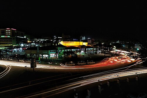 夜のカンパラ市