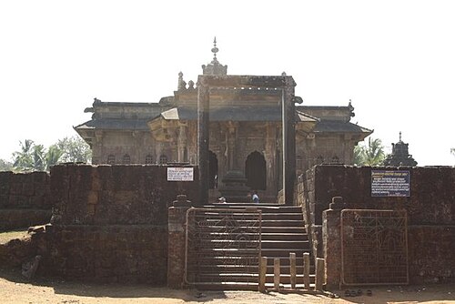 アゴレシュワラ寺院