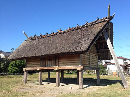 修復された儀式用の建物