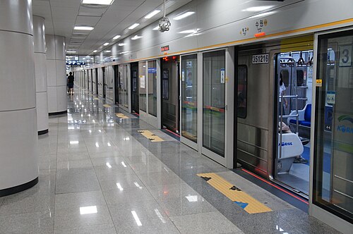 水仁盆唐線ホーム