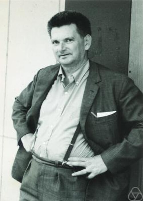 ルネ・トム（1923–2002）フィールズ賞受賞者。