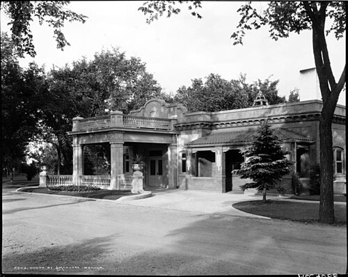 墓地管理事務所、1935年頃