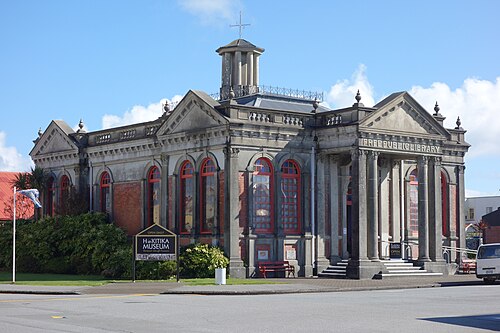 ニュージーランドのホキティカに1908年に建てられたカーネギー図書館