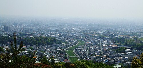 甲山森林公園から望む大阪平野（2009年4月）