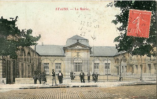 1920年代のステインズの町役場。