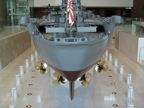 大和の1/10スケール模型の船尾側