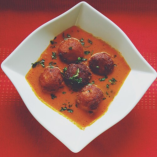 マライコフタは、インド亜大陸の料理でよく見られる料理です。