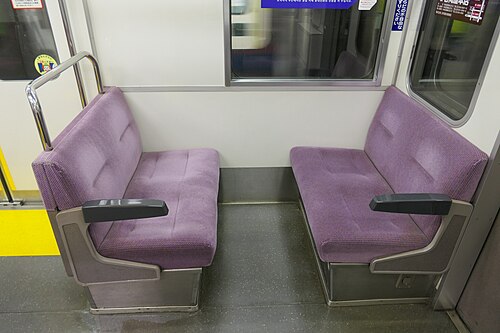 6300系電車第1・第2ロットの横向き座席配置