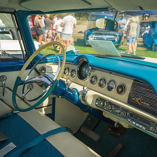 1956年型ダッジ ロイヤル ランサーの内装