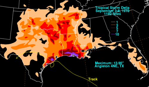 熱帯低気圧による降雨量を示す、テキサス州からフロリダ州までの米国南部の地図。最も降雨量が多いのは、紫色で示され、テキサス州南部とルイジアナ州上空です。