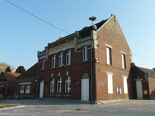 カンタン＝シュル＝エスコーの市庁舎