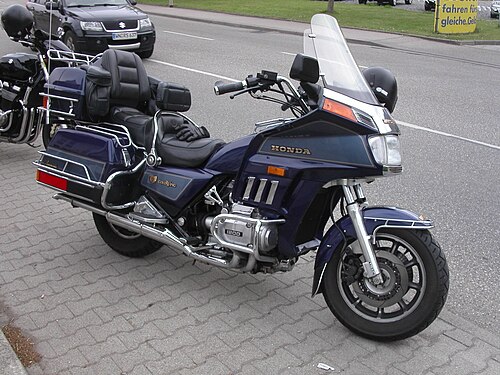 ホンダ ゴールドウイング 1200