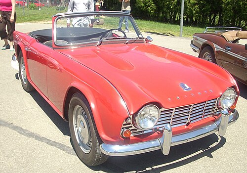 トライアンフ TR4