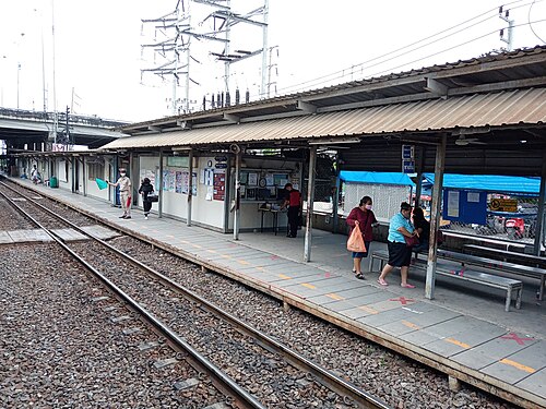 仮駅舎