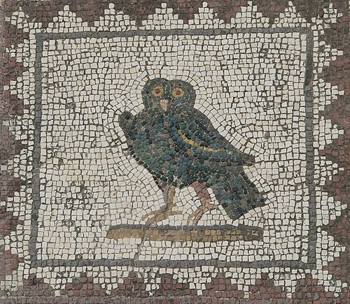 スペイン、イタリカのローマ時代のフクロウのモザイク