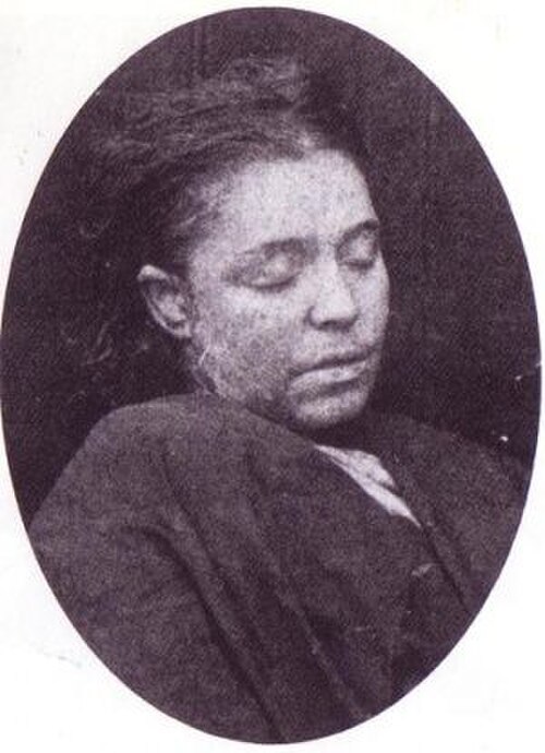フランシス・コールズの遺体安置所の写真