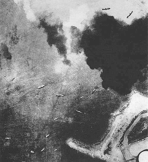 沿岸海域の船団の高高度上空写真