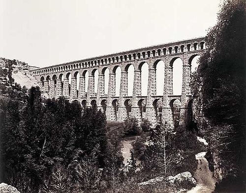 ロクファウル水道橋