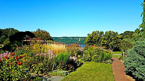 ウェーブヒルの花園