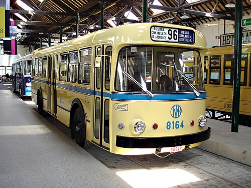 8164 ブロッセル A99 ヴァン ホール バス (1958 年)