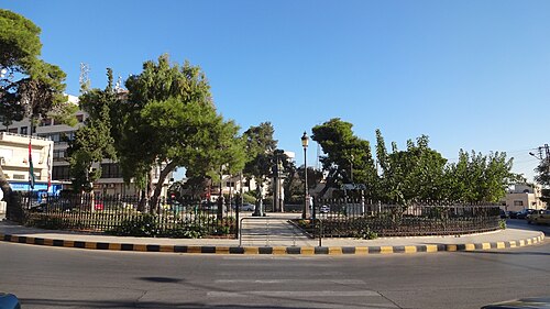 ルウェイブデの中心地、パリ広場。