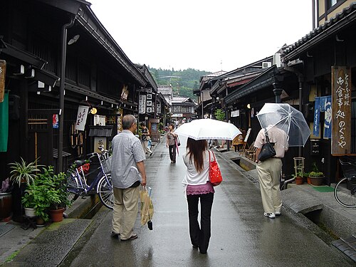 伝統的な商店街