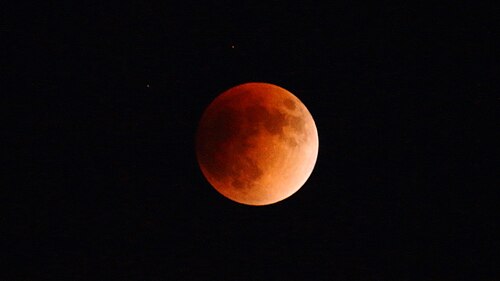 東京、新宿、12:52 UTC