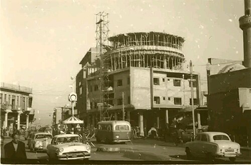 1950年代初頭に建設中のアブードビル