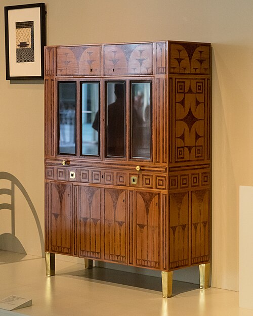 コロマン・モーザー作の本棚（1902年）、ロサンゼルス郡立美術館所蔵