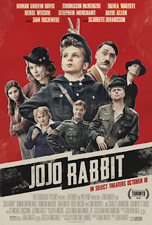 ナチスの美学を取り入れたプロパガンダ風のポスター。映画の登場人物たちが段ボールの切り抜きのような枠で囲まれている。