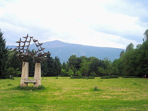ソフィア南公園から見たヴィトシャ山の眺め