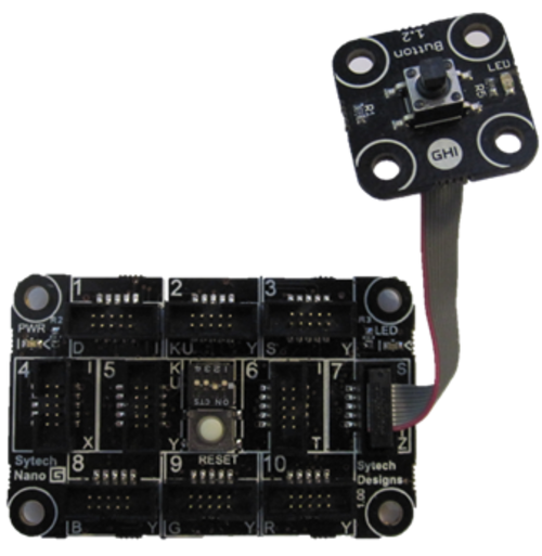 Sytech .NET Gadgeteer メインボードと GHI ボタン モジュール。