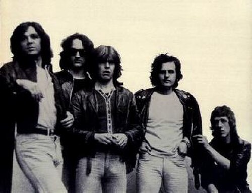 1977年の伯爵司教たち