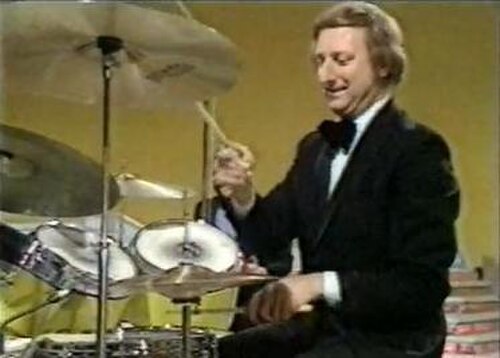 1978年にBBCで演奏するアルフ・ビグデン