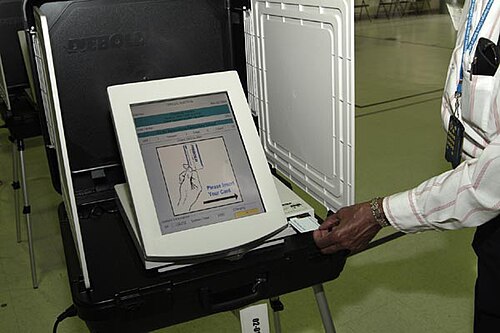2004年にメリーランド州で使用されたダイボルド社製DRE投票機