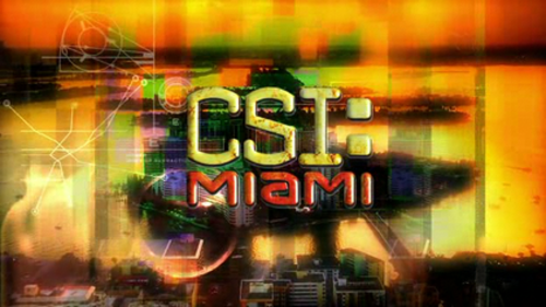 『CSI:マイアミ』のタイトルカード。シーズン3以降、画面に表示される。