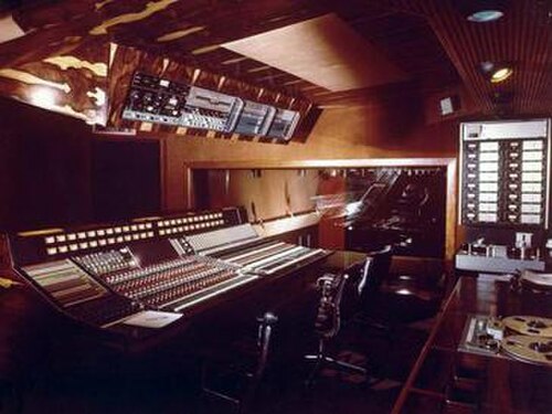 Trident Studios London のインテリア ミキシング デスク。