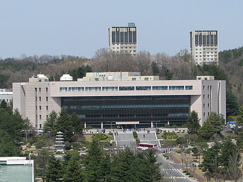 大田キャンパスのメイン図書館