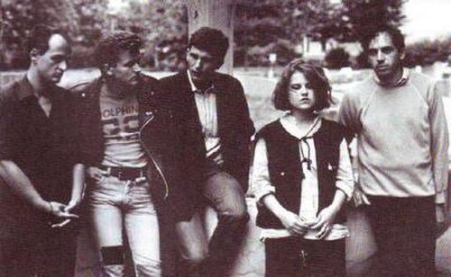 1985年のラ・ストラーダ、左から右へ：ダニエル・スターリ、ショルト・ホルヴァト、ロベルト・ラディッチ、ヤスミナ・ミトルシッチ、スロボダン・ティシュマ